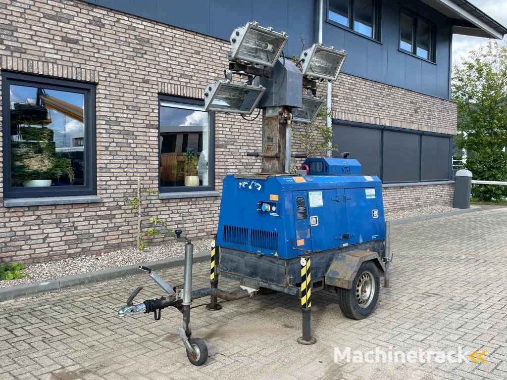 Kubota Superlight VT1 mobiele lichtmast-generator