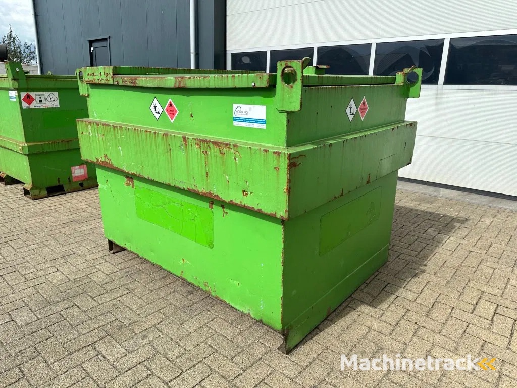 Kiwa IBC Steenbergen 2000 liter IBC Dieseltank met handpomp Milieutank
