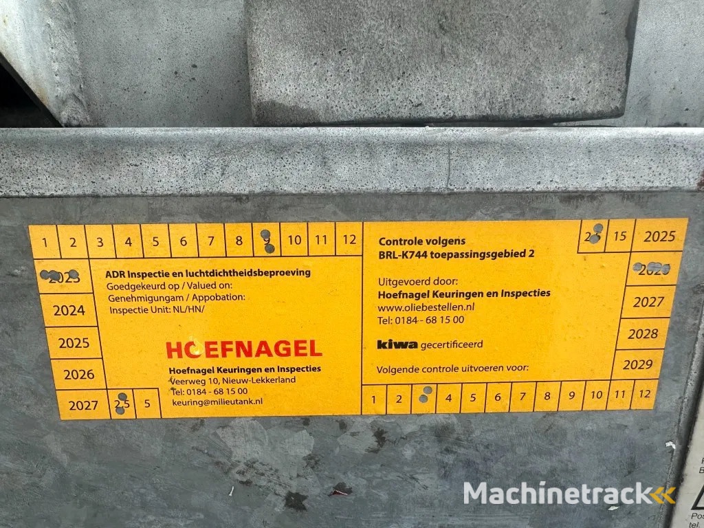 Kiwa IBC Steenbergen 750 liter Dieseltank met Handpomp Milieutank Gegalvaniseerd