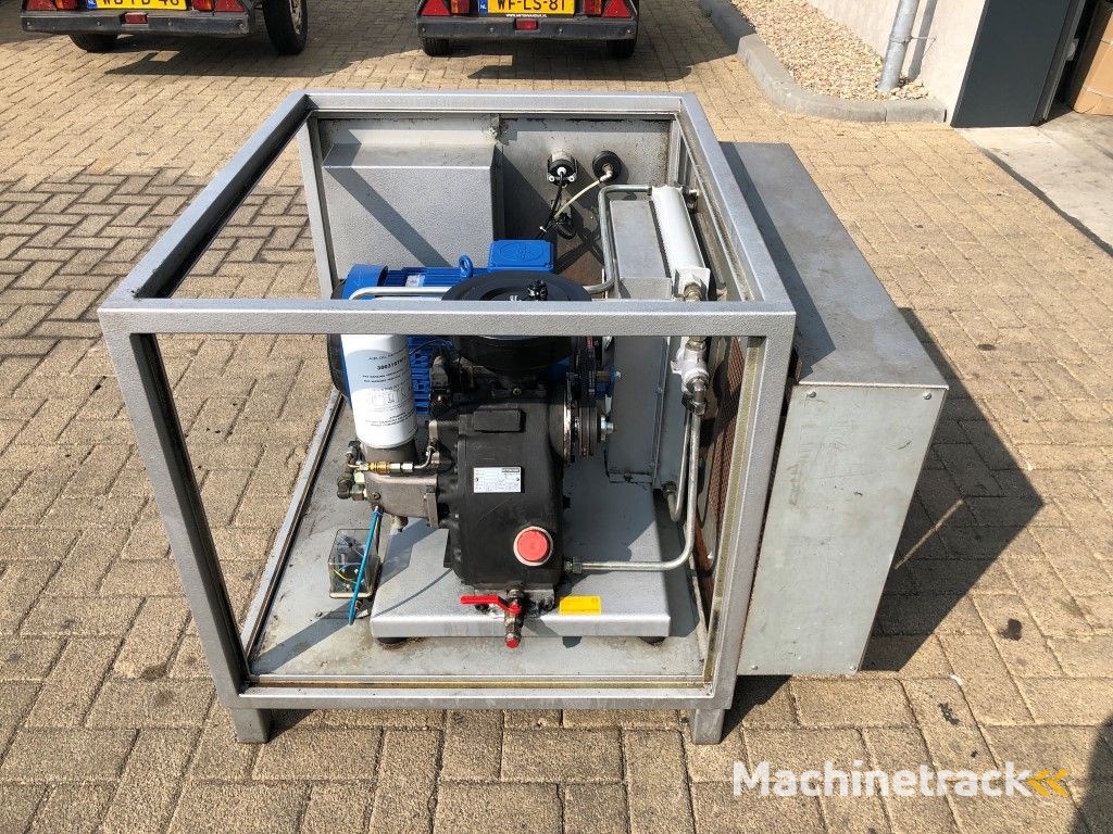 Creemers RCN 15-61 15 kW 1660 Liter/min 15 bar schroefcompressor