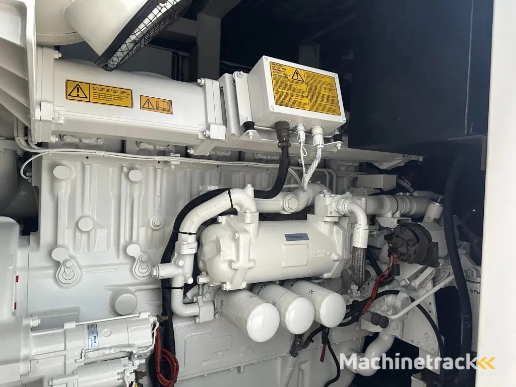 Perkins 4006-23TAG3A Stamford 900 kVA Silent generatorset