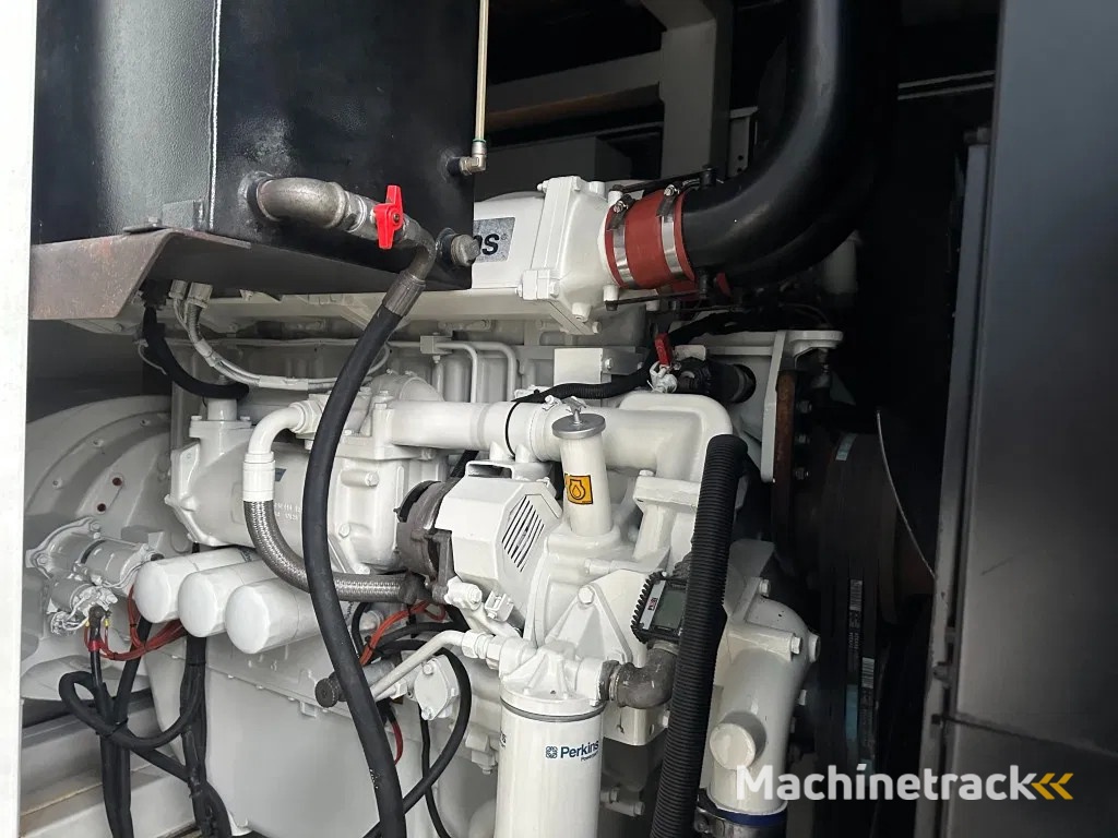 Perkins 4006-23TAG3A Stamford 900 kVA Silent generatorset