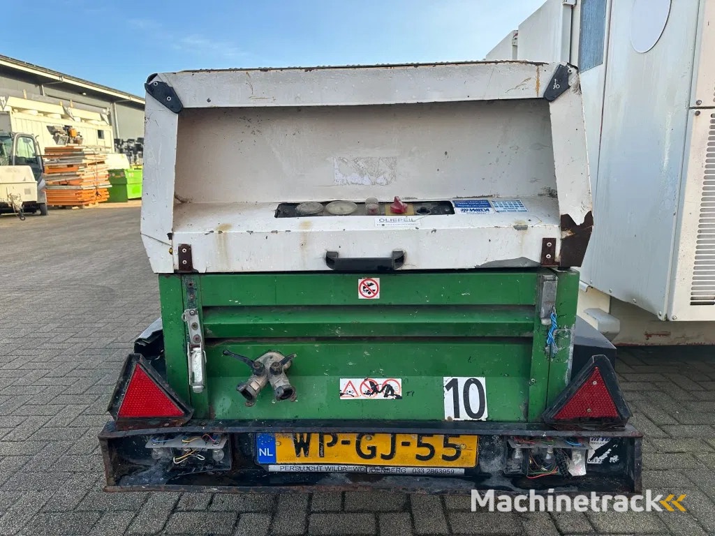 Atlas Copco XAS 57 DD Deutz 3 m3 / min 23 kW 7 Bar Mobiele Diesel Compressor op aanhanger