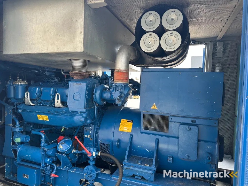 MTU 450 kVA Supersilent generatorset in 20 ft container aggregaat