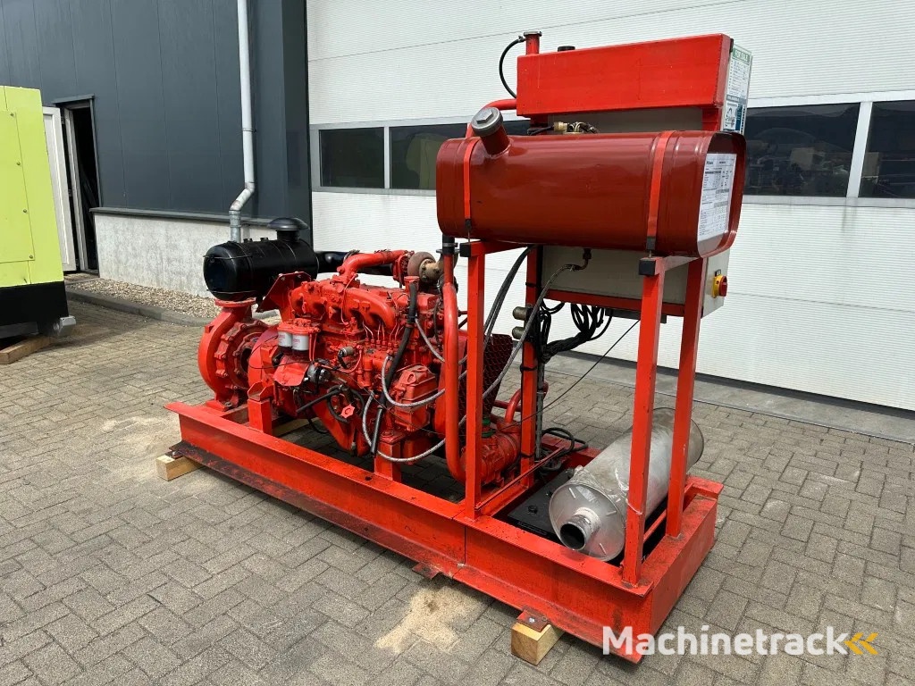 Iveco 8061 SI 25.05 KSB 233 m3 / h 9 Bar Diesel Waterpomp 609 hours ! Fire pump