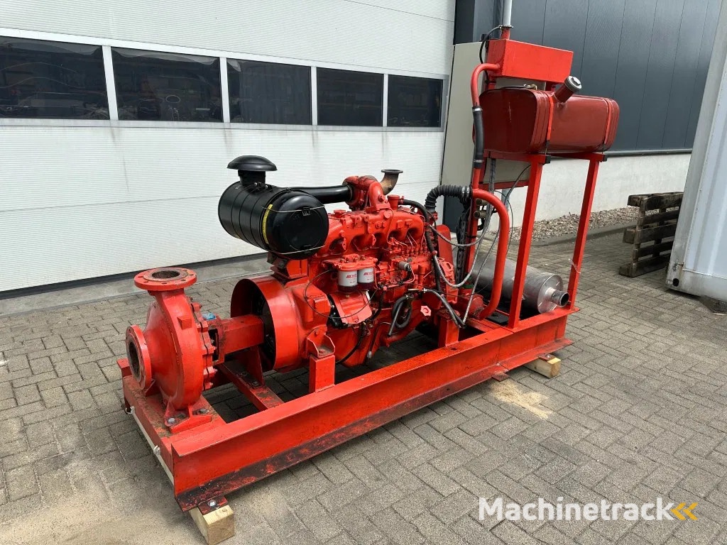 Iveco 8061 SI 25.05 KSB 233 m3 / h 9 Bar Diesel Waterpomp 609 hours ! Fire pump