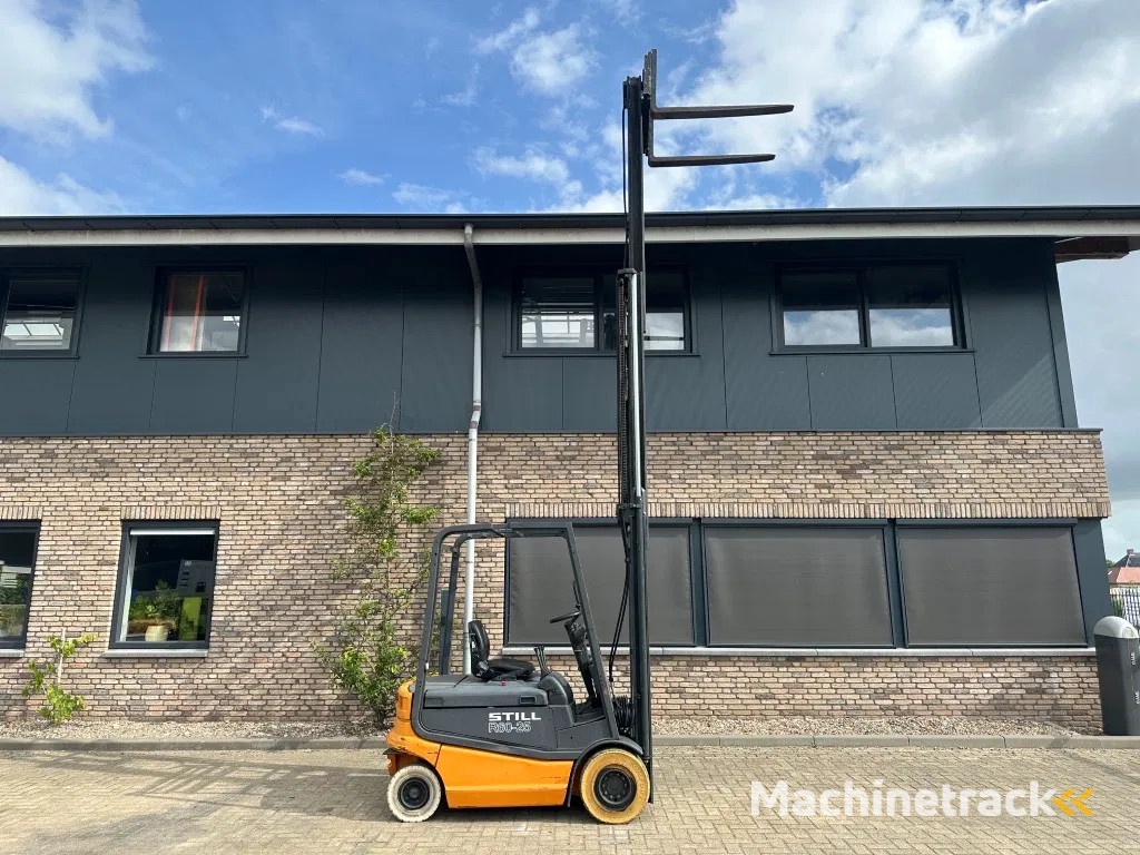 Still R 60-25 2.5 ton Triplex Freelift Sideshift Elektra Heftruck 590 cm hefhoogte !