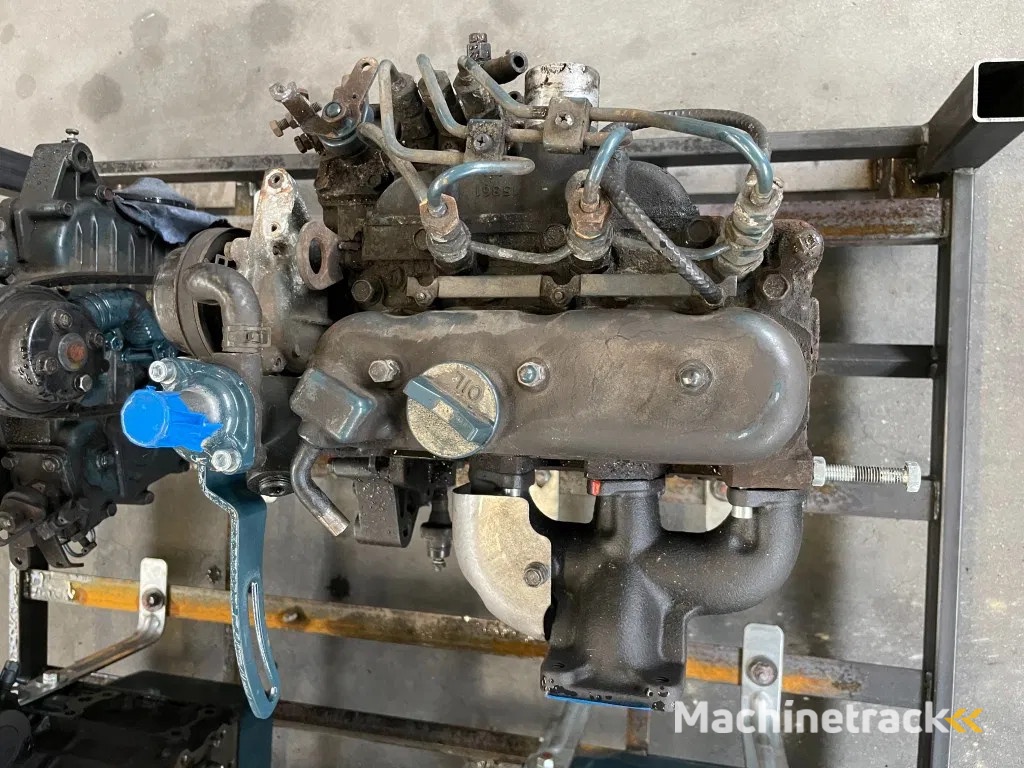 Kubota D722 dieselmotor 3 cilinder 18 PK (4stuks!)