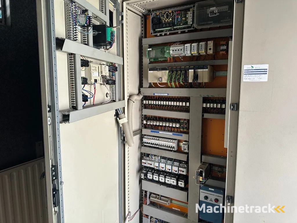 MAN Stamford 275 kVA Silent Gas generatorset in container