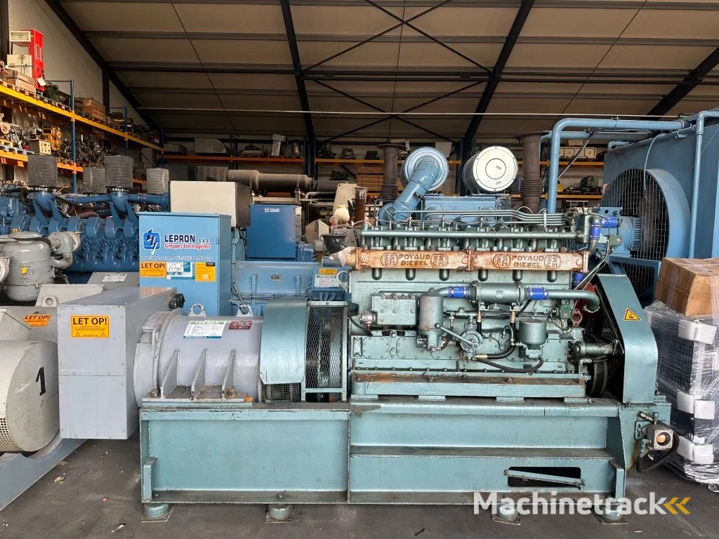 Poyaud Poyaud Leroy Somer 330 kVA noodstroom generatorset ex Emergency