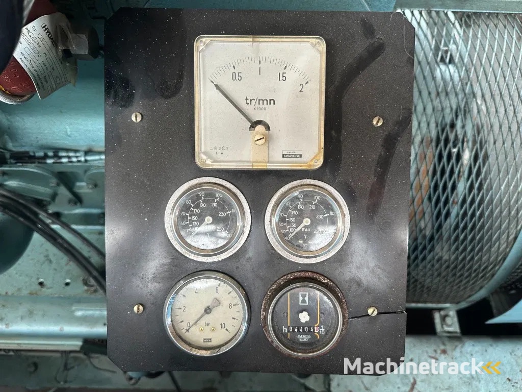 Poyaud Poyaud Leroy Somer 330 kVA noodstroom generatorset ex Emergency