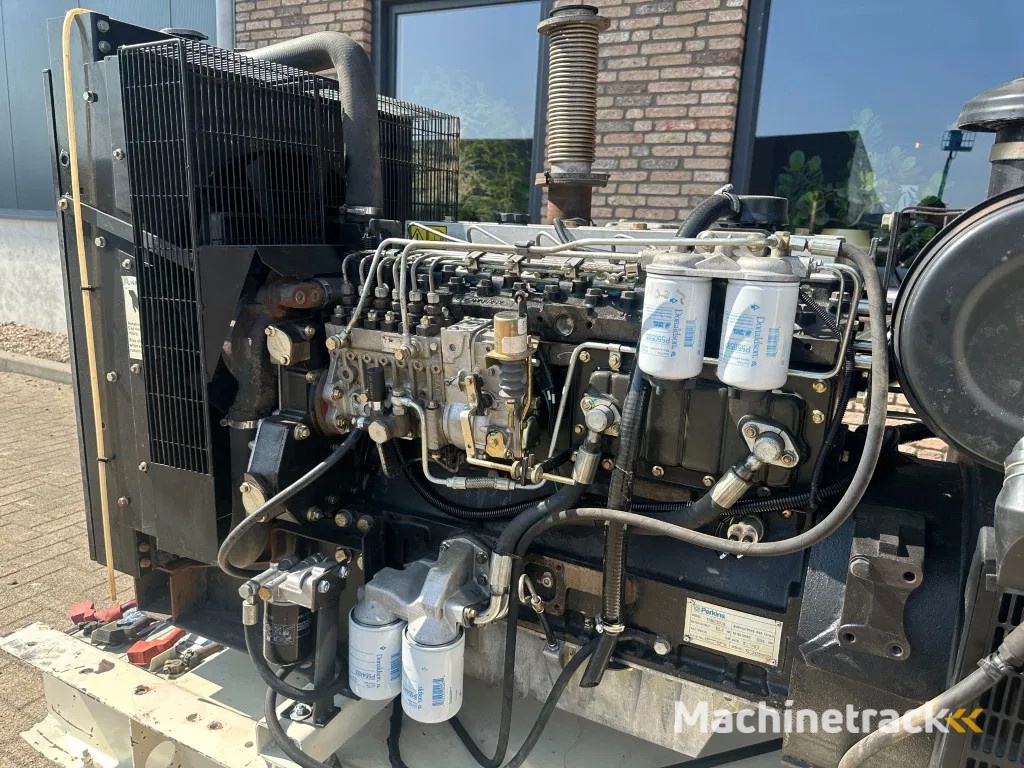 Perkins Stamford 100 kVA noodstroom generatorset
