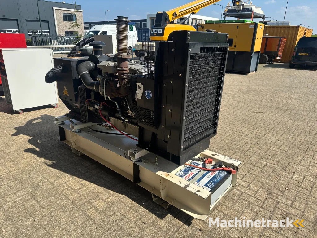 Perkins Stamford 100 kVA noodstroom generatorset