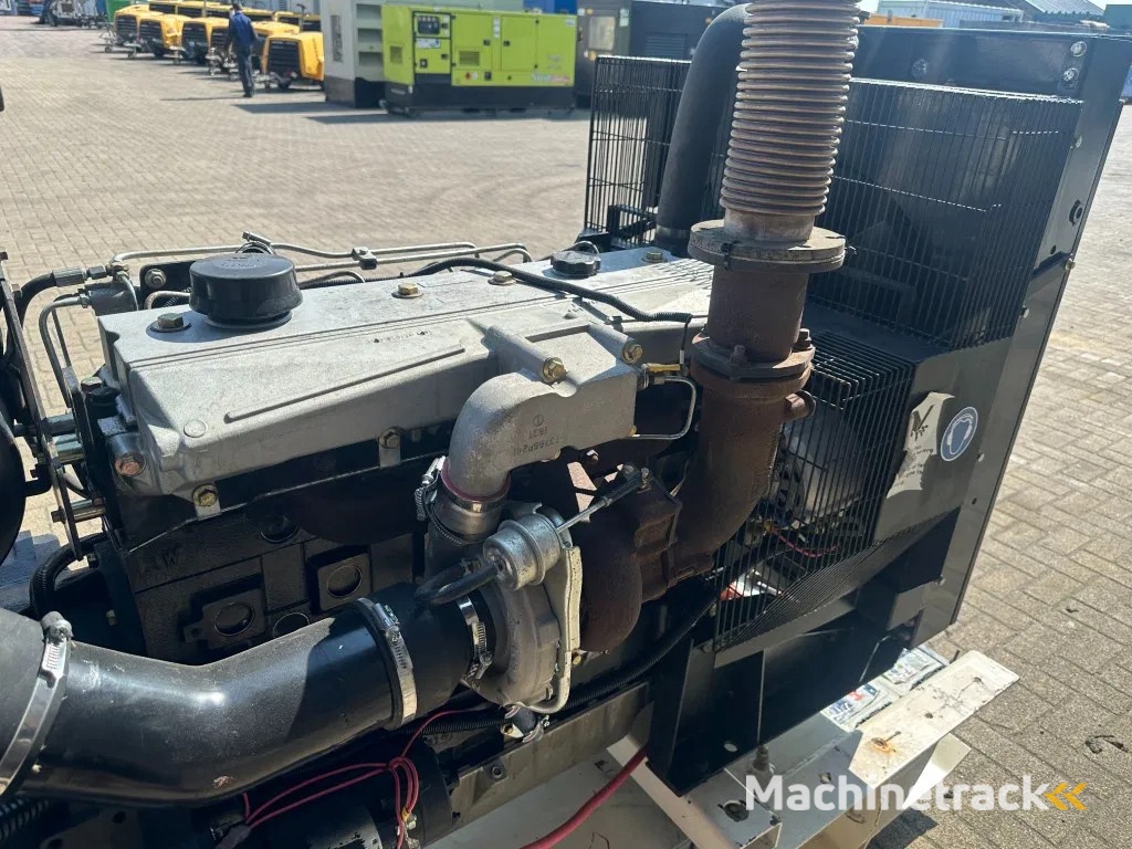 Perkins Stamford 100 kVA noodstroom generatorset
