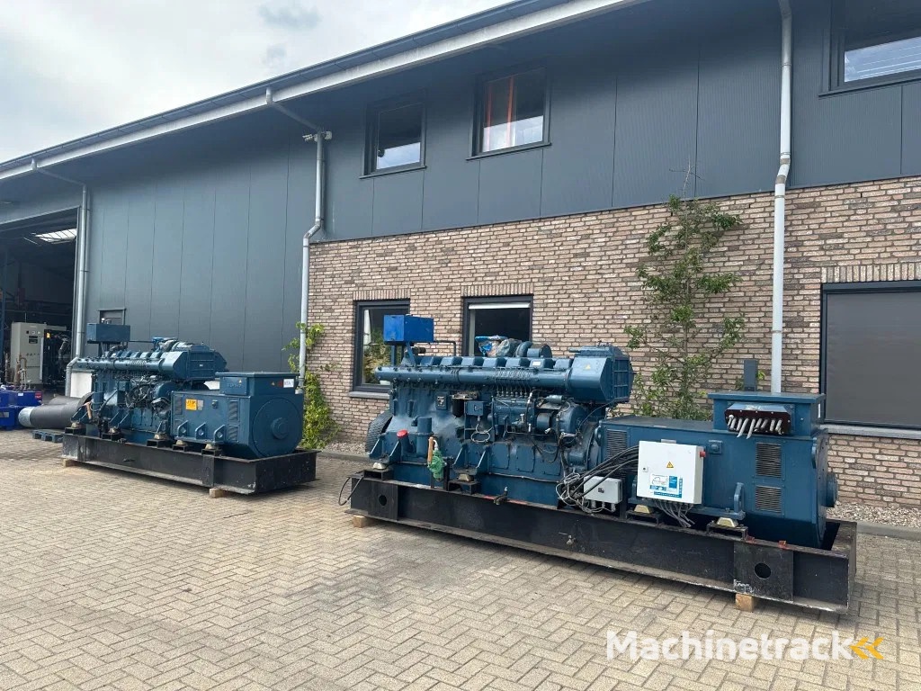 Mitsubishi S8NPTA 510 kVA  Marine generatorset as New ! 181 hours !