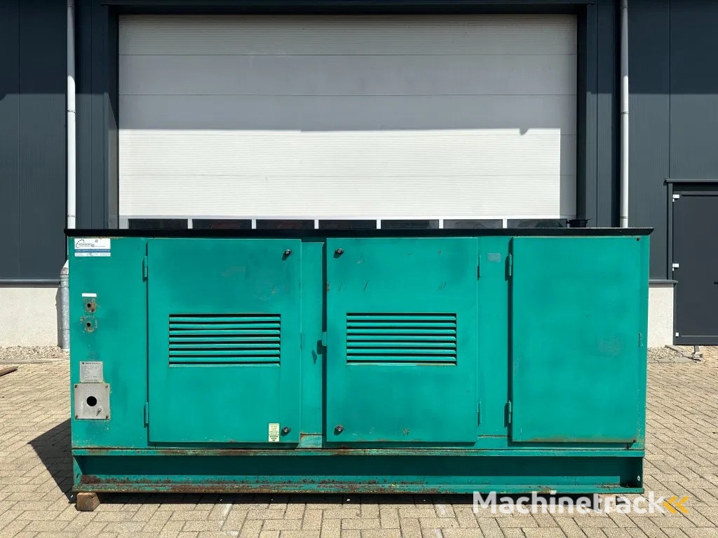 Iveco 7450 I 5.05 Petbow 50 kVA Silent noodstroom generatorset met automatische netovername ATS