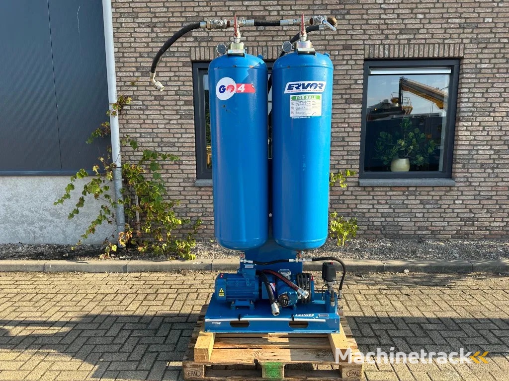 Hogedruk Hogedruk Luchtstart Air starter 30 Bar 15 kW 2 x 150 liter air tank
