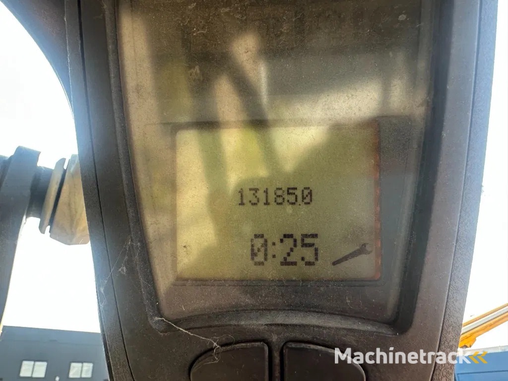 Linde H25T 2.5 ton Triplex Freelift Sideshift LPG Heftruck