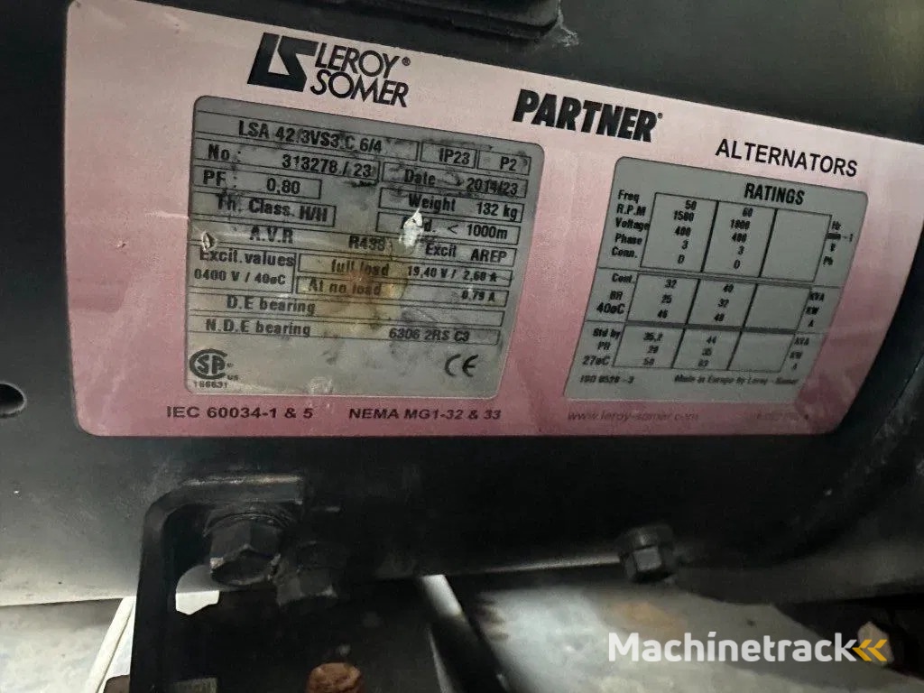 Iveco FPT F32 AM1A Leroy Somer 32 kVA Silent generatorset 28 hours !