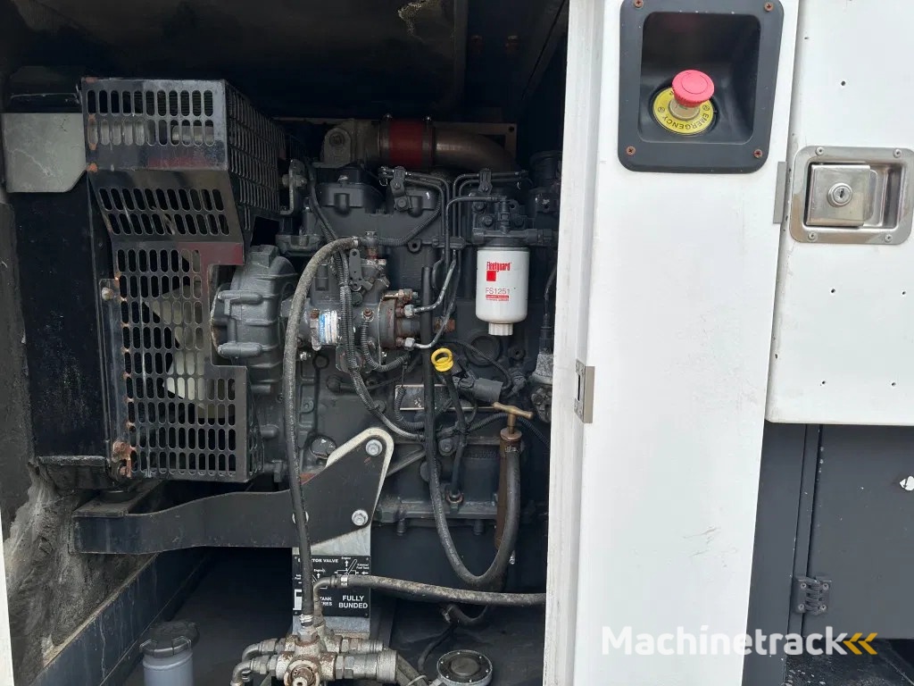 Iveco FPT F32 AM1A Leroy Somer 32 kVA Silent generatorset 28 hours !