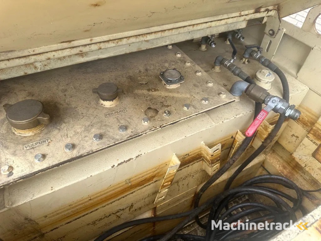 Tolsma Kiwa IBC 1150 liter Dieseltank Milieutank