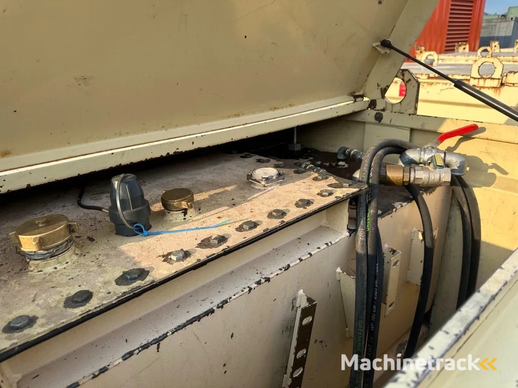 Tolsma Kiwa IBC 3000 liter Dieseltank Milieutank