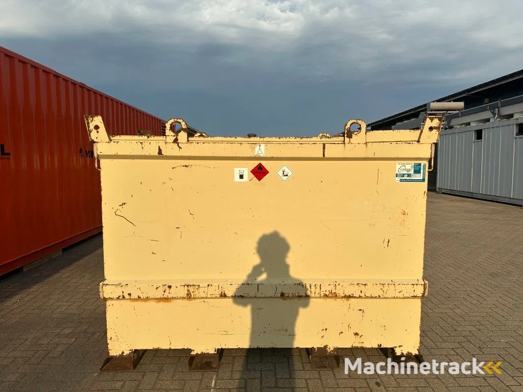 Tolsma Kiwa IBC 3000 liter Dieseltank Milieutank