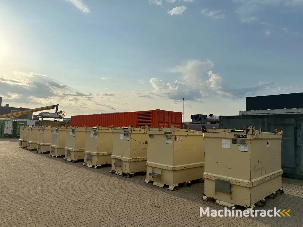 Tolsma Kiwa IBC 3000 liter Dieseltank Milieutank