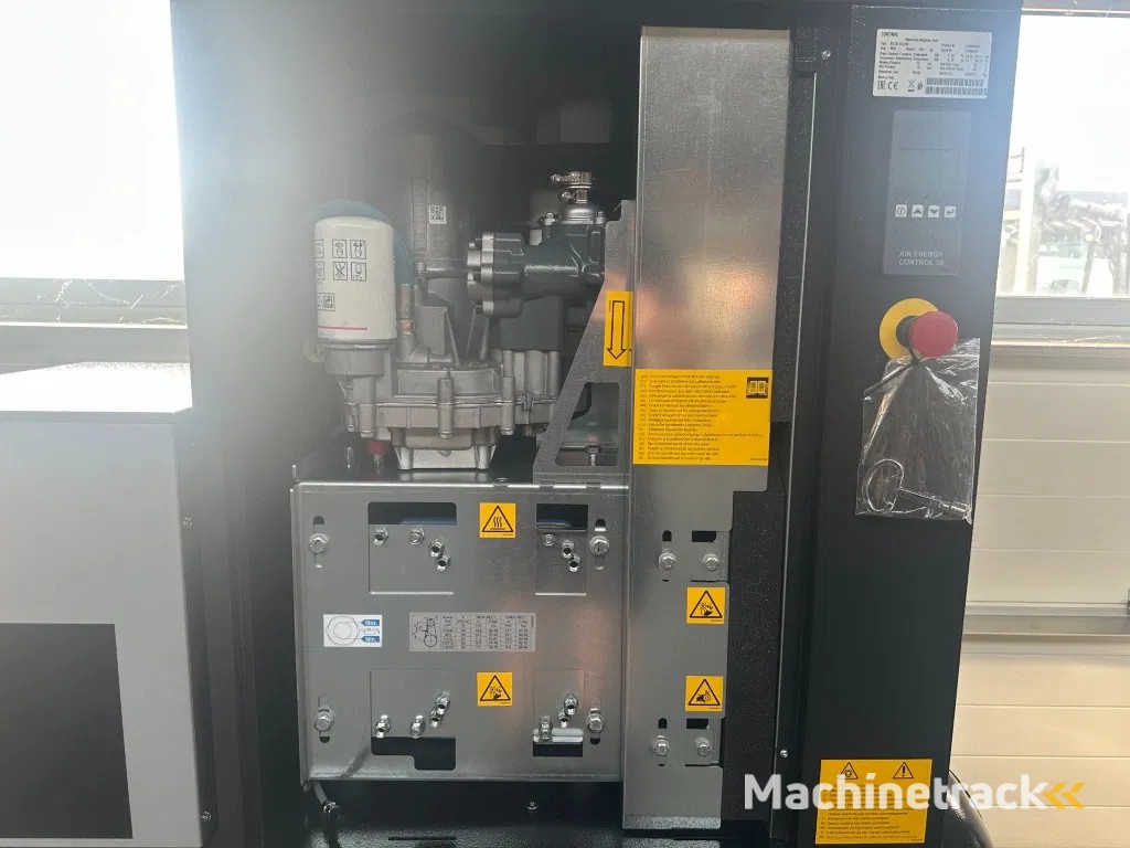 Contimac NS CN 10S 270D 7.5 kW 965 L / min 10 Bar Elektrische Schroefcompressor met Droger en Ketel