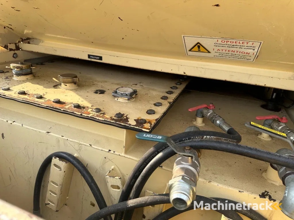 Tolsma Kiwa IBC 3000 liter Dieseltank Milieutank