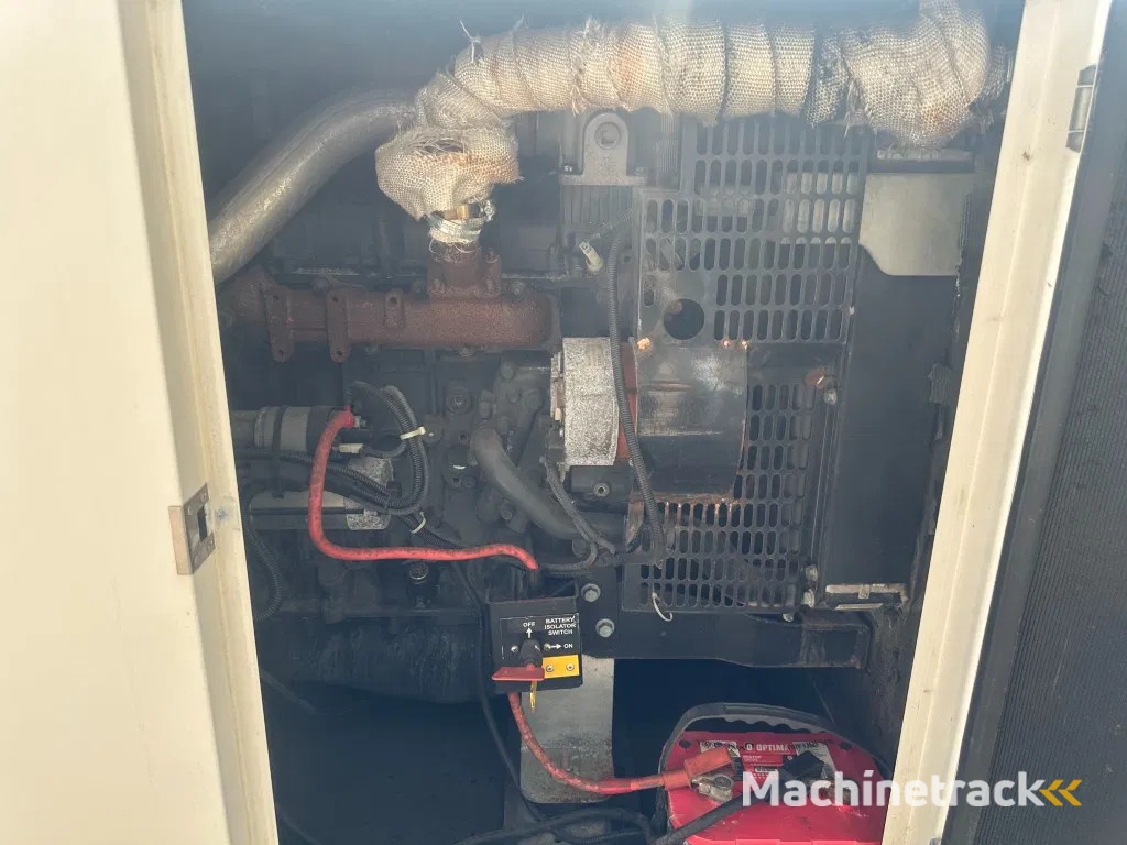 Iveco FPT F32 AM1A Leroy Somer 32 kVA Silent generatorset 251 hours !