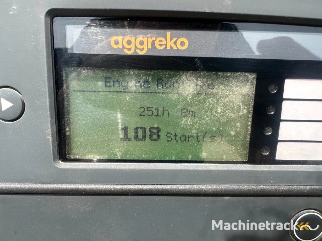 Iveco FPT F32 AM1A Leroy Somer 32 kVA Silent generatorset 251 hours !