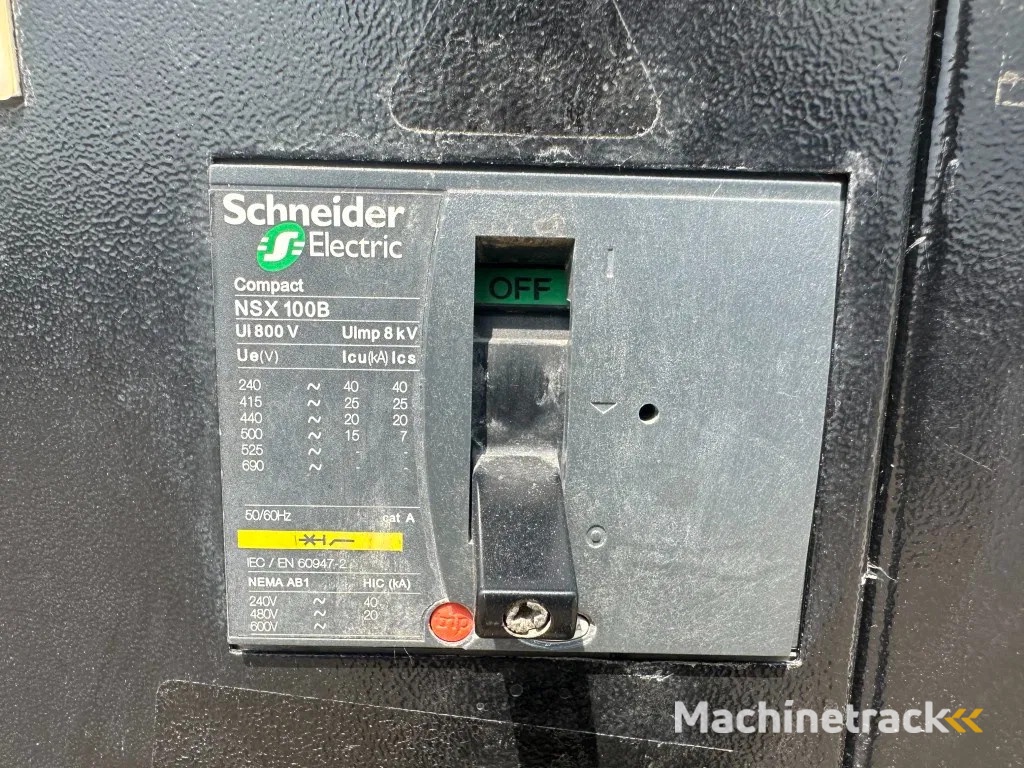 Iveco FPT F32 AM1A Leroy Somer 32 kVA Silent generatorset 251 hours !