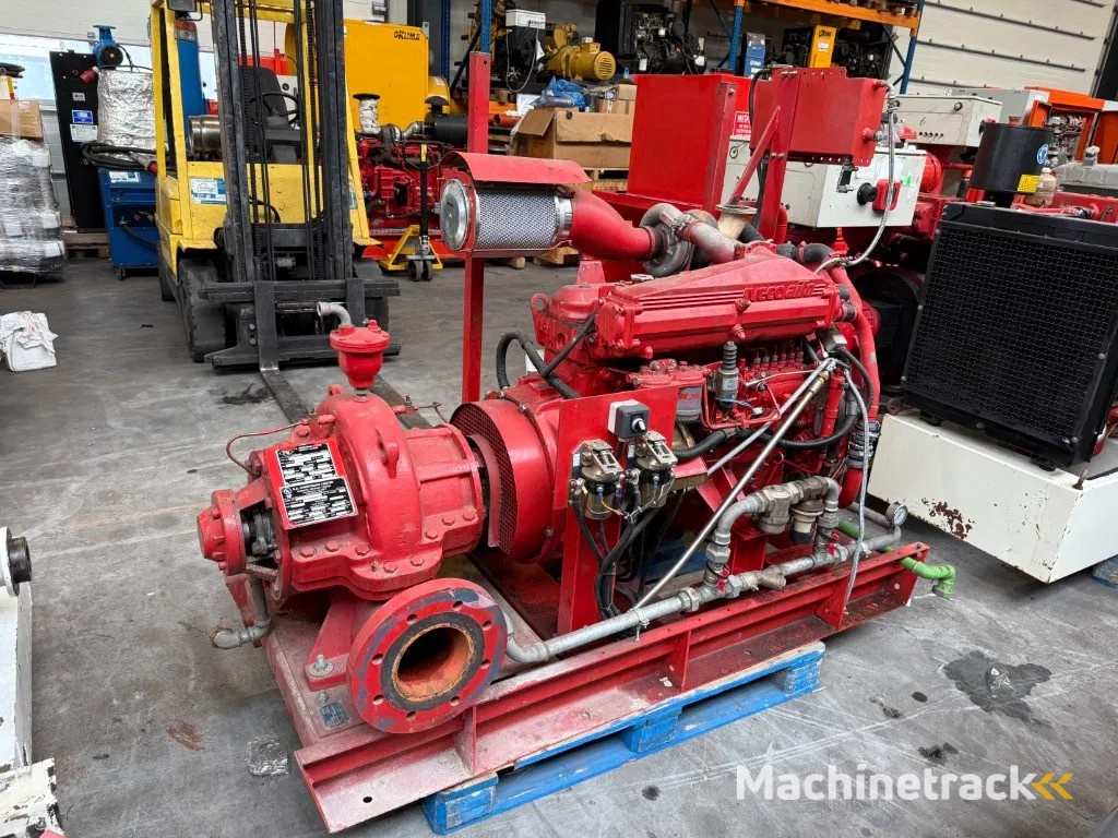 Iveco 8061 SRI 41.00 Armstrong Diesel Waterpomp 454 m3 / h 11 Bar 207 hours !