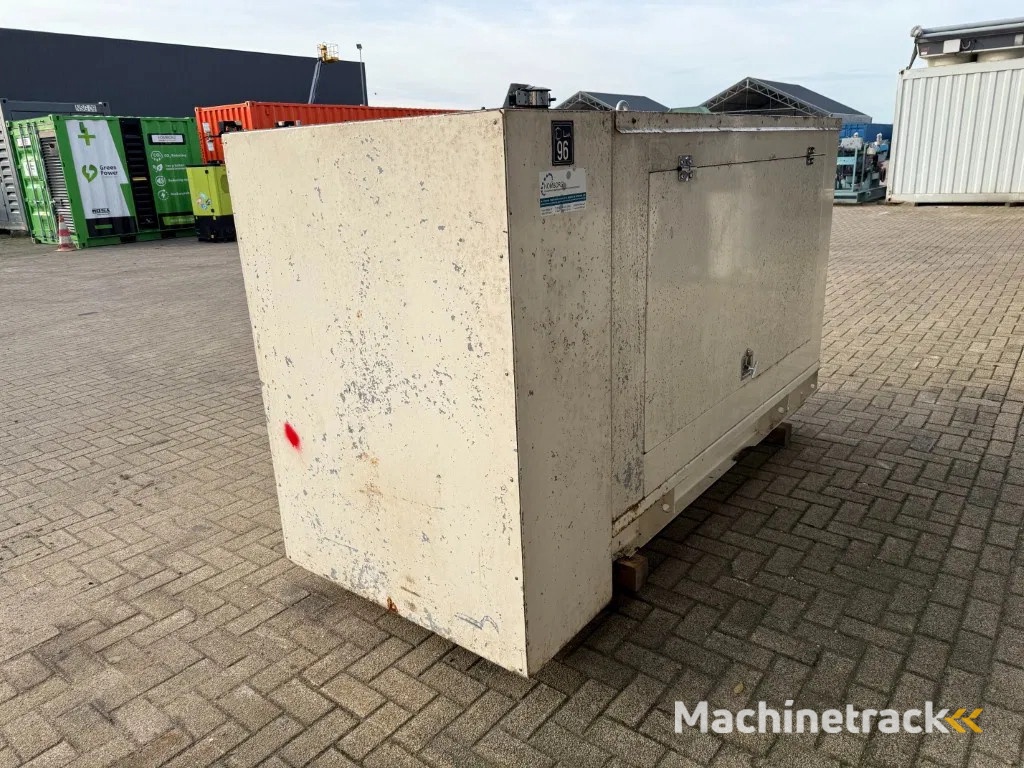 Deutz BF4M 1013 EC Stamford 100 kVA Silent generatorset