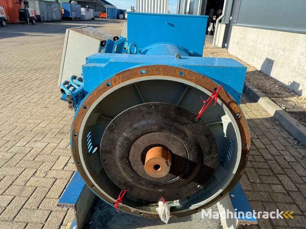 AVK 450 kVA generatordeel Alternator as New ! 196 hours
