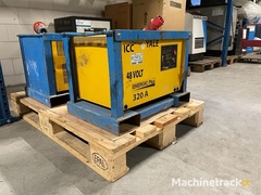 energic-plus-48-volt-acculader-heftruck-batterij-laadstation