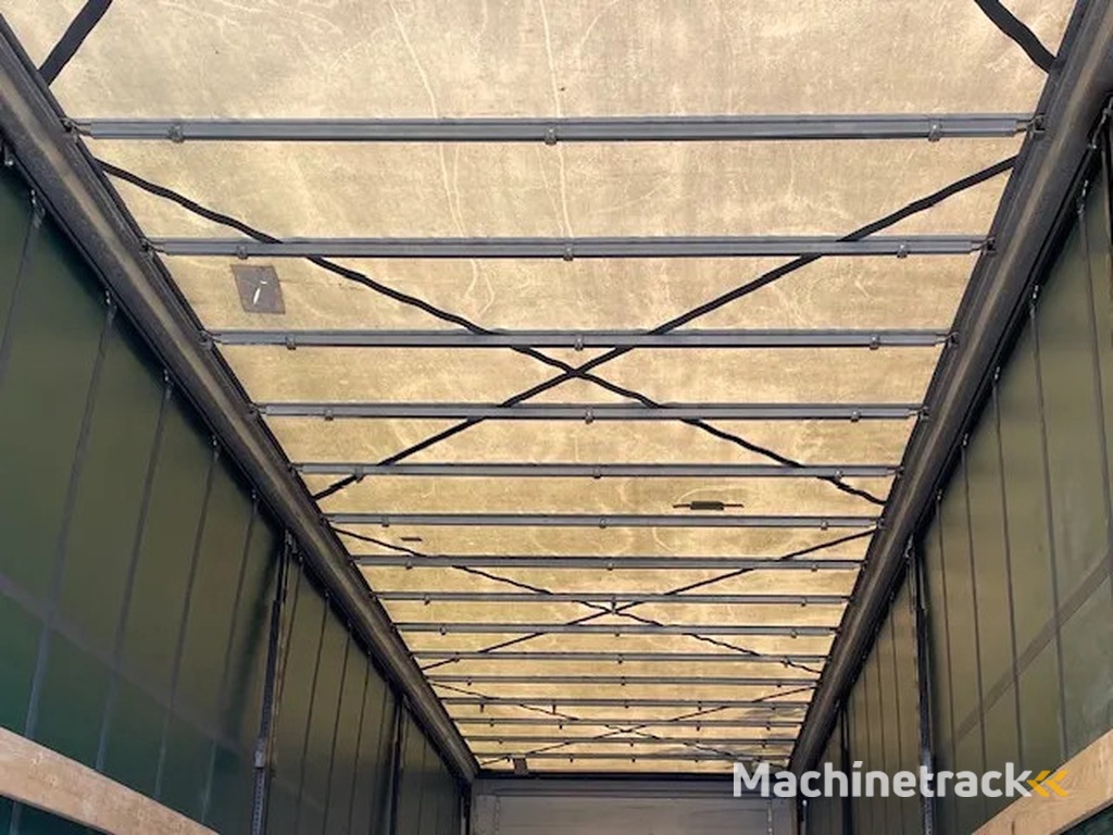 Kögel schuifzeil schuifdak DHollandia 2 ton lift