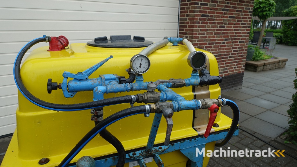 KWH veldspuit vatspuit 400 Liter