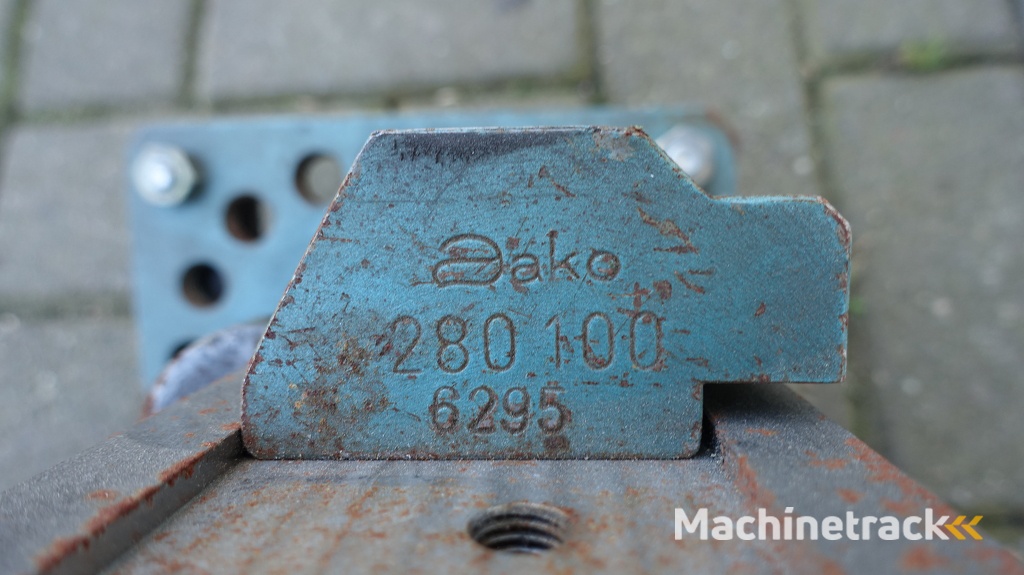 Aako Strippenbuiger Handbediend