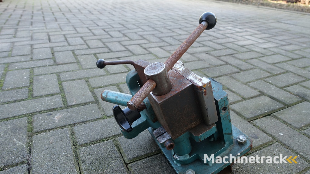 Aako Strippenbuiger Handbediend