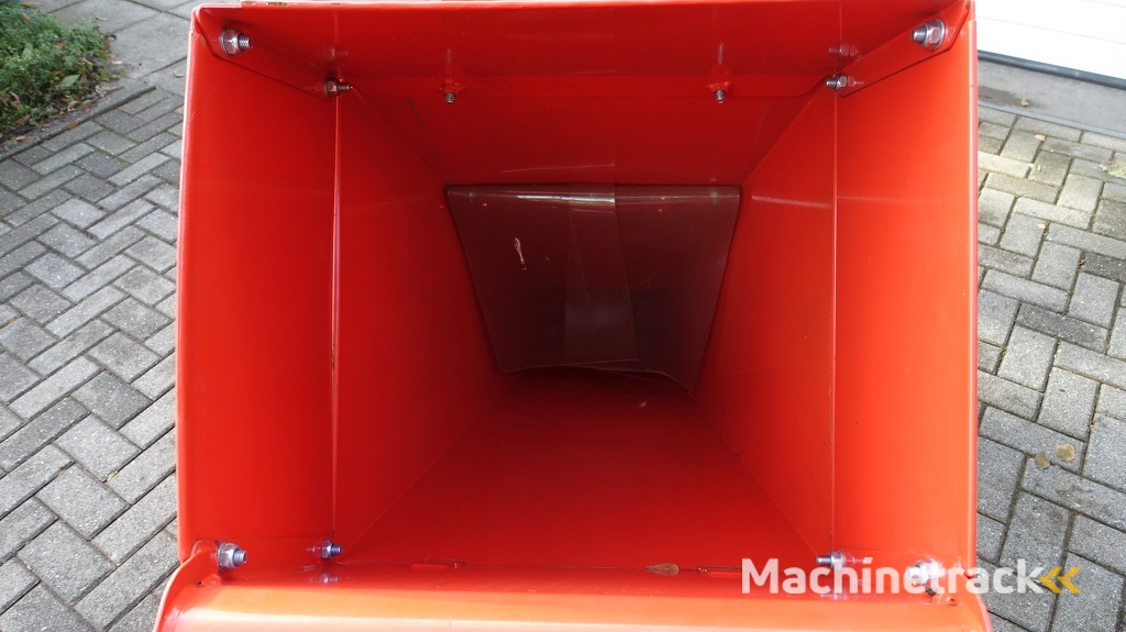 Wood chipper Houtversnipperraar Takkenversnipperraar Hakselaar