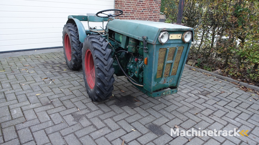 Holder AG3 kniktractor