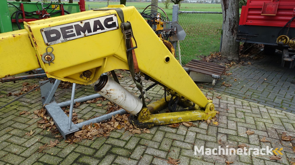 Demag Kraanarm met lier