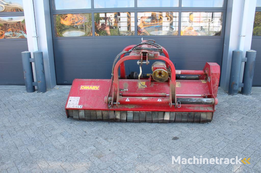Omarv TRF 240 klepelmaaier