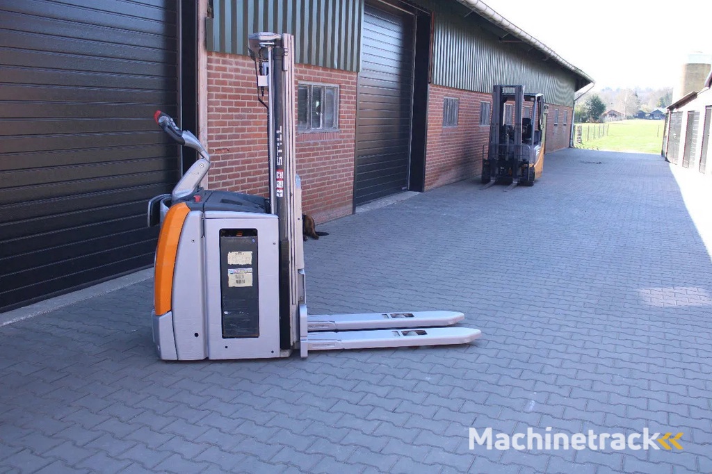 Still exvsf14 stapelaar elektrische triplex