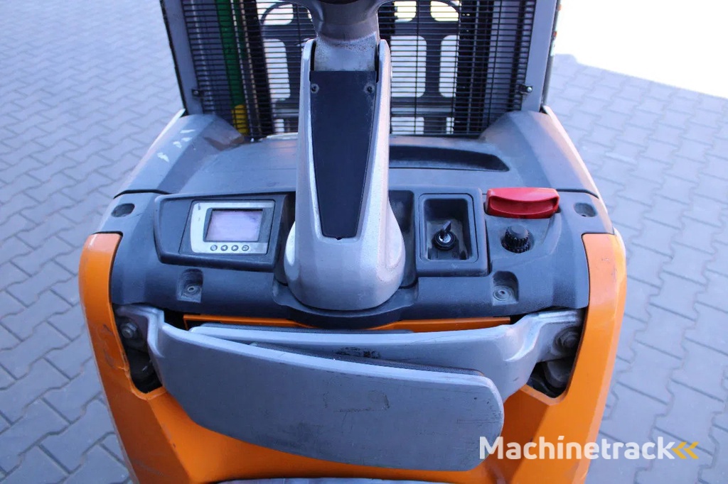 Still exvsf14 stapelaar elektrische triplex