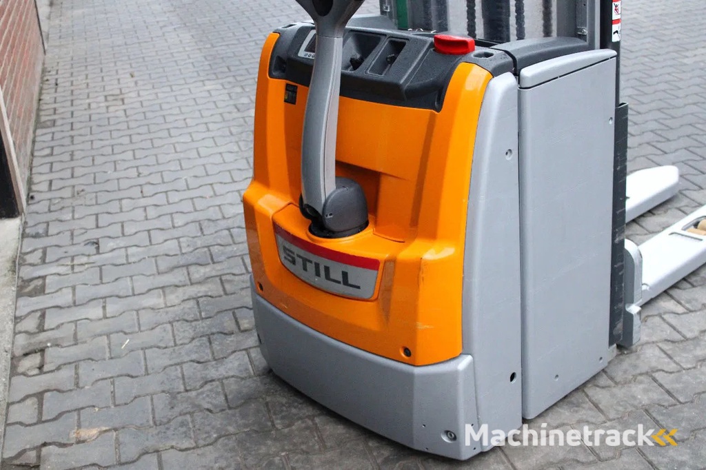 Still EXV14 stapelaar elektrische triplex freelift