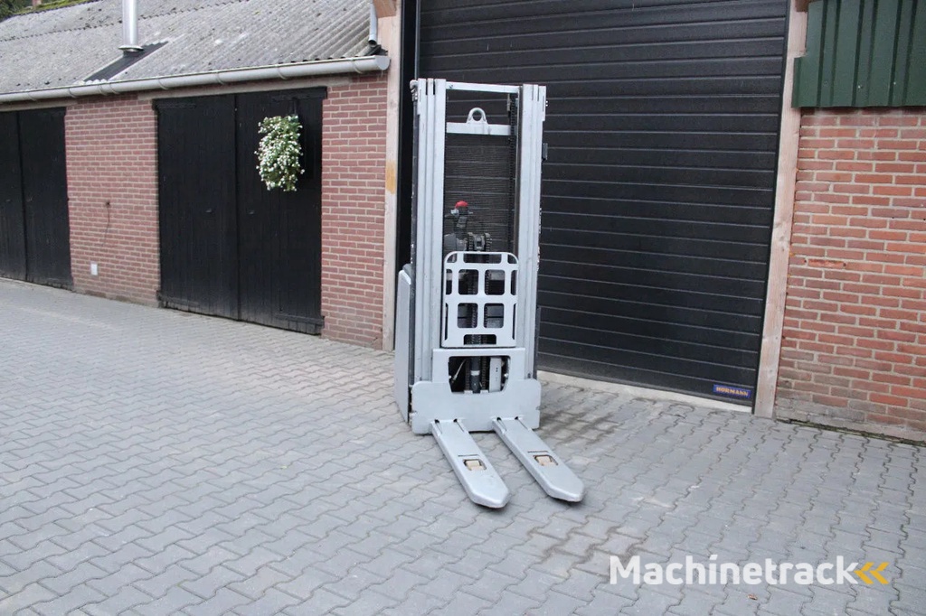 Still exv16 stapelaar nieuwe accu elektrische triplex freelift