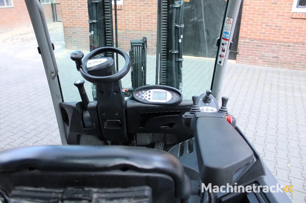 Still RX60 30 heftruck elektrische triplex lepelverstelling sideshift